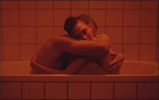 西檬之家-圣水是什么意思？BDSM新手必读指南